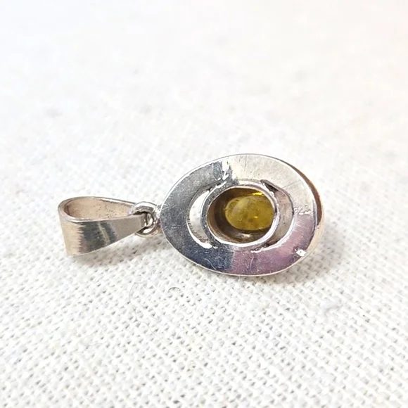 Sterling Silver Citrine Pendant - Picture 3 of 5
